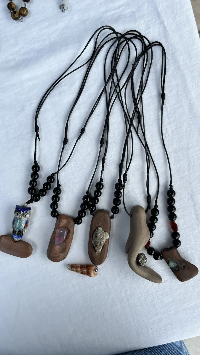 Joyeria en madera